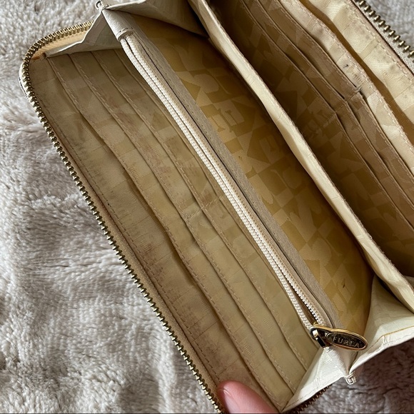 Furla leopard print large wallet - Picture 6 of 8